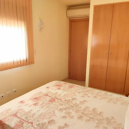 Oporrak Tamarit 2 Holiday home *