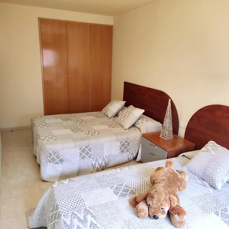 Oporrak Tamarit 2 Holiday home Tarragona